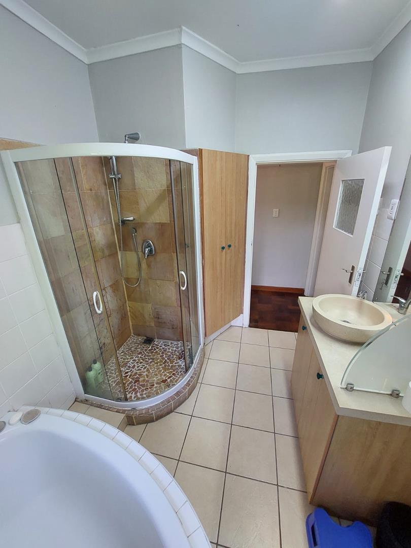 2 Bedroom Property for Sale in Mowbray Western Cape
